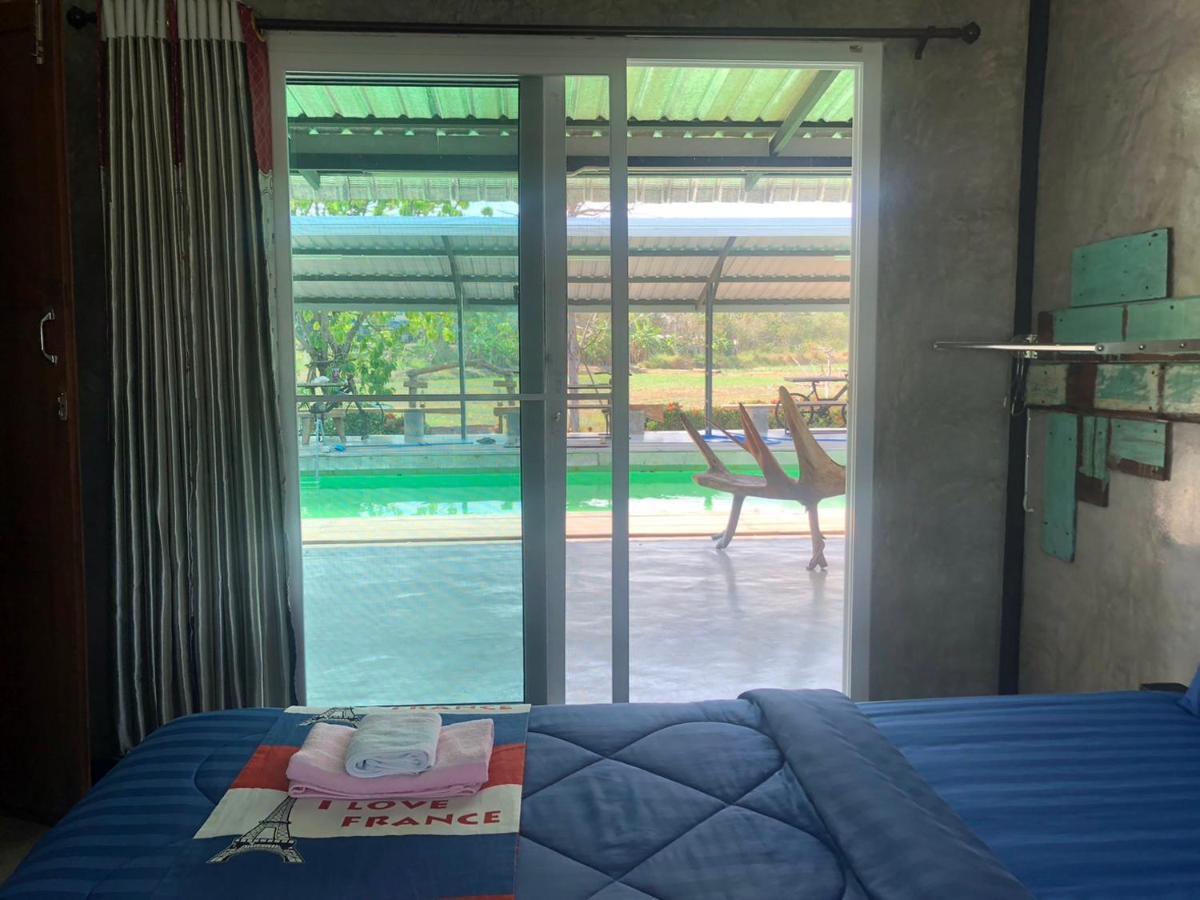 Solarcell Private Homestay - โซล่าเซลล์ไพรเวทโฮมสเตย์ Uthai Thani Exterior foto