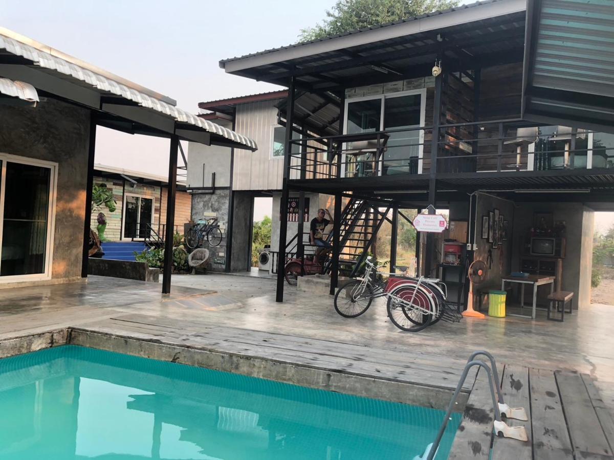 Solarcell Private Homestay - โซล่าเซลล์ไพรเวทโฮมสเตย์ Uthai Thani Exterior foto